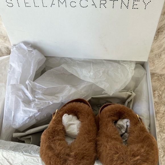 Stella McCartney Trace Clogs Brown and Black Faux Fur - Picture 5 of 8
